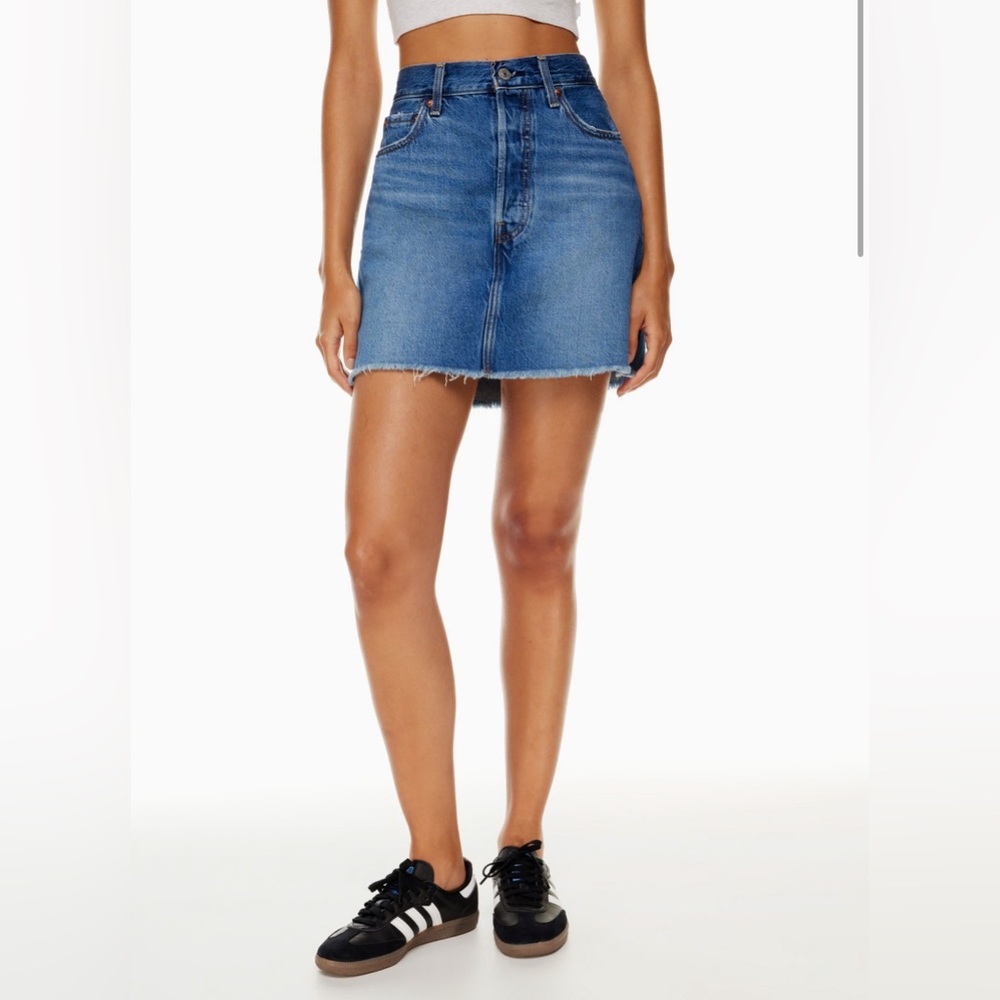 Levi’s Denim Ribcage Skirt